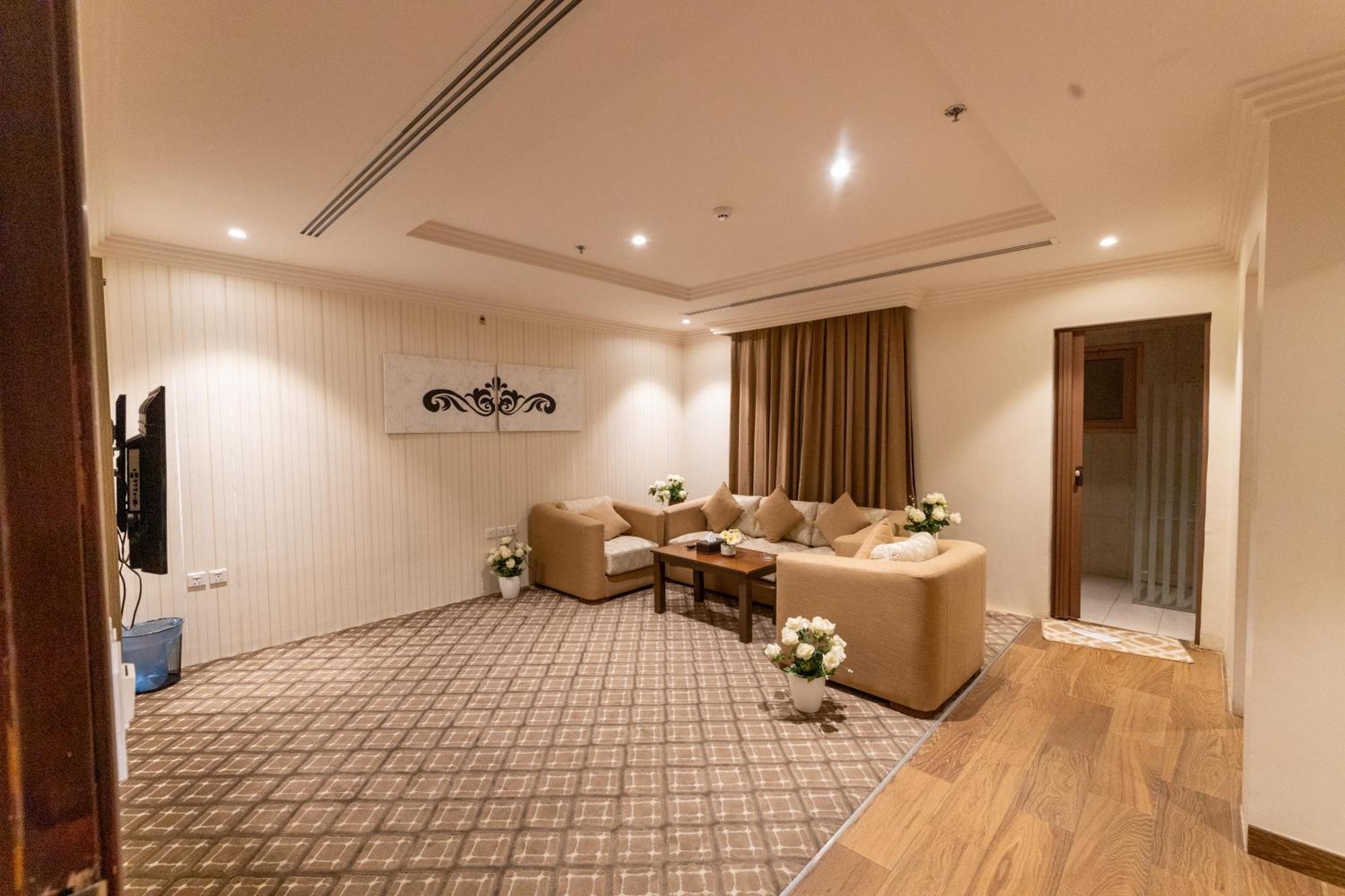 Burj Al Hayat Hotel Suites - Al Olaya Riyadh Eksteriør billede